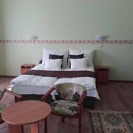 Reka Vendeghaz Hotel โทไก ภายนอก รูปภาพ